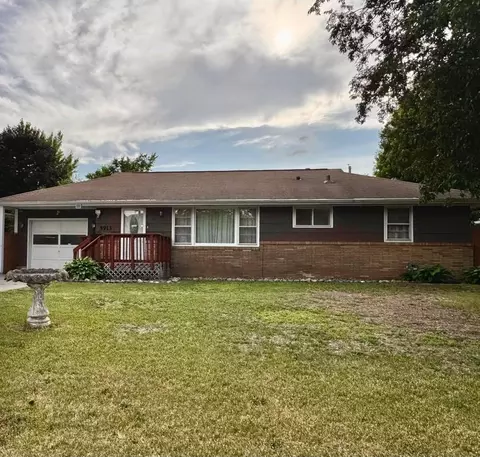 5913 Colfax Ave N, Brooklyn Center, MN 55430