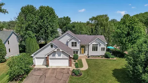1225 Earle Way, Burnsville, MN 55306