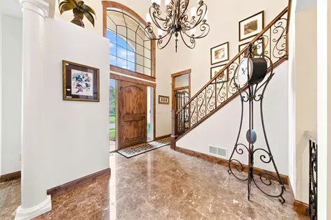 Entry Way - 1008 Newhall Dr, Faribault, MN 55021 photo 1 of 2