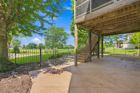 Exterior - 1008 Newhall Dr, Faribault, MN 55021 photo 11 of 18