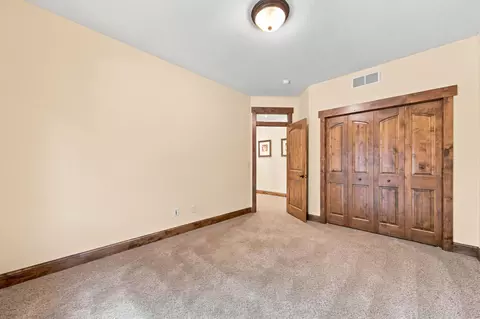 Bedroom - 1008 Newhall Dr, Faribault, MN 55021 photo 6 of 8