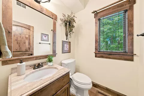 Bath - 1008 Newhall Dr, Faribault, MN 55021 photo 1 of 5