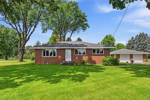 1125 County Road 4, Saint Cloud, MN 56303