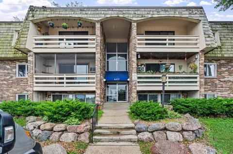 4407 Wilshire Blvd #305, Mound, MN 55364