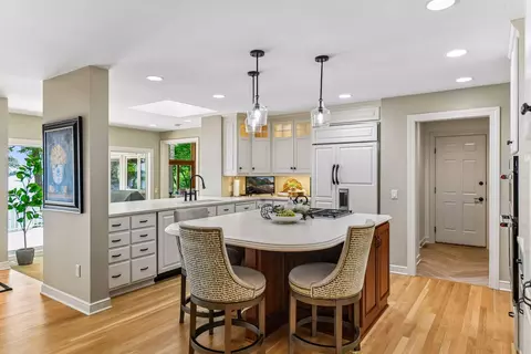 Kitchen - 6306 Maple Rdg, Excelsior, MN 55331 photo 4 of 5