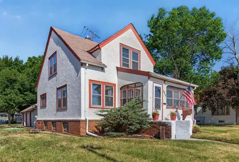 556 5th Ave S, South Saint Paul, MN 55075