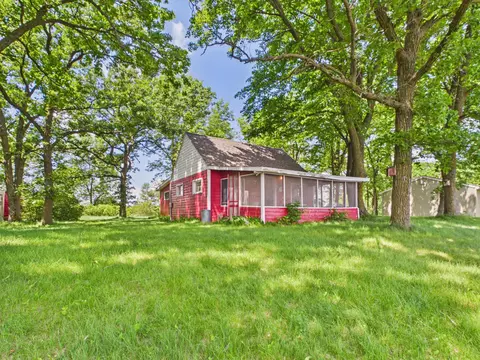 13222 Quiet Cove Rd, Villard, MN 56385