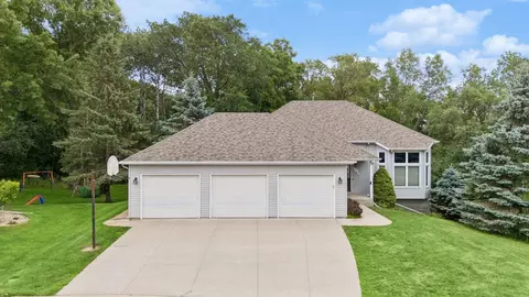 1241 Baird Ln NE, Rochester, MN 55906
