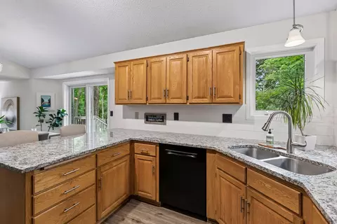 Kitchen - 3689 Willbrook Ct, Eagan, MN 55123 photo 3 of 4