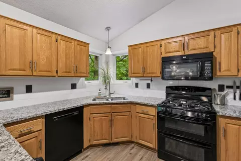 Kitchen - 3689 Willbrook Ct, Eagan, MN 55123 photo 2 of 4
