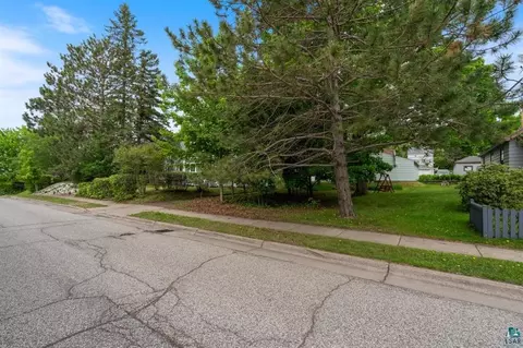 Exterior - 1515 N 8th Ave E, Duluth, MN 55805 photo 9 of 9