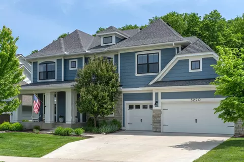 5220 Yellowstone Ln N, Plymouth, MN 55446