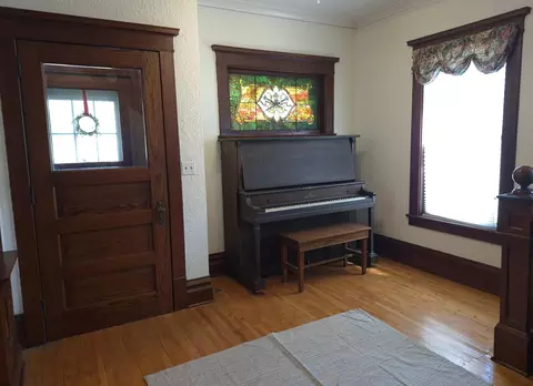 Entry Way - 224 3rd Ave SW, Faribault, MN 55021 photo 1 of 2