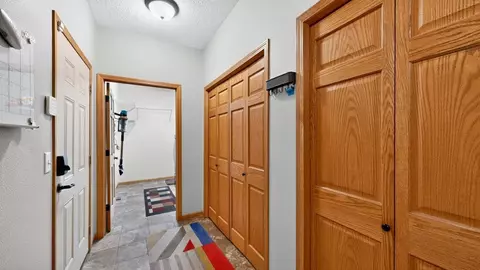 Entry Way - 2201 7th St NW #A, Austin, MN 55912 photo 3 of 3