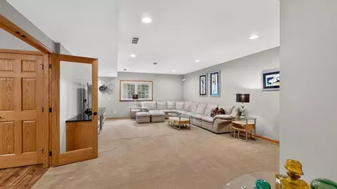 Living - 2201 7th St NW #A, Austin, MN 55912 photo 4 of 6