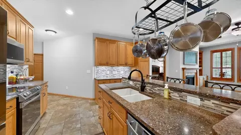 Kitchen - 2201 7th St NW #A, Austin, MN 55912 photo 4 of 11