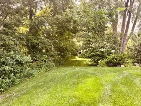 Exterior - 2201 7th St NW #A, Austin, MN 55912 photo 2 of 2