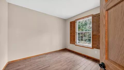 Bedroom - 2201 7th St NW #A, Austin, MN 55912 photo 2 of 6