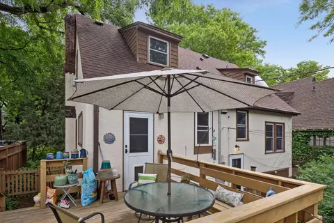 Exterior - 1908 E River Ter, Minneapolis, MN 55414 photo 4 of 12