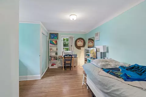 Bedroom - 1908 E River Ter, Minneapolis, MN 55414 photo 6 of 8