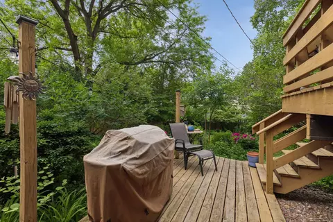 Exterior - 1908 E River Ter, Minneapolis, MN 55414 photo 5 of 12