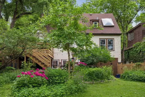 Exterior - 1908 E River Ter, Minneapolis, MN 55414 photo 6 of 12