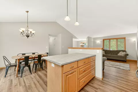 2482 Crimson Ridge Cir NW, Rochester, MN 55901