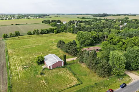 1422 140th Ave, New Richmond, WI 54017