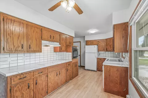Kitchen - 535 2nd Ave NE, Milaca, MN 56353 photo 2 of 5