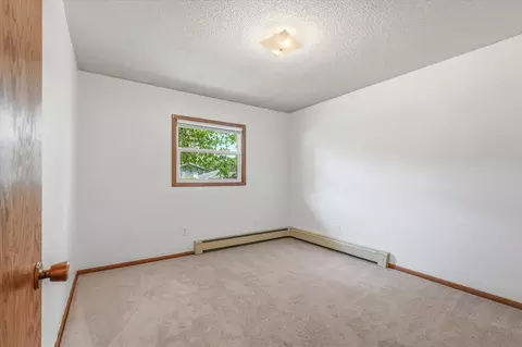Bedroom - 535 2nd Ave NE, Milaca, MN 56353 photo 5 of 7