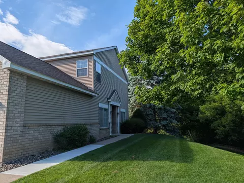 1202 Timber Way, Stillwater, MN 55082