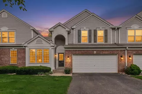 7137 Newbury Rd, Woodbury, MN 55125