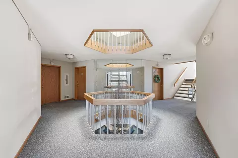 Entry Way - 5440 Three Points Blvd #523, Mound, MN 55364 photo 2 of 2