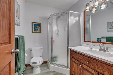 Bath - 2018 25th St S, Saint Cloud, MN 56301 photo 1 of 5