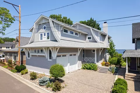 4304 Cottage Park Rd, White Bear Lake, MN 55110