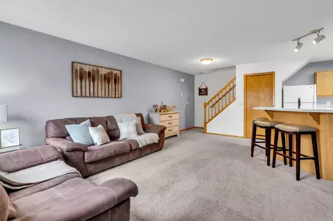 1257 Birch Ct # 7, White Bear Lake, MN 55110