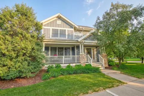 316 Country Rd, Stillwater, MN 55082