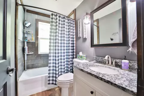 Bath - 919 Pine Grove Rd, Staples, MN 56479 photo 1 of 1