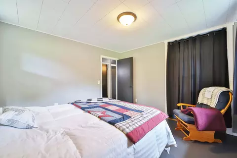 Bedroom - 919 Pine Grove Rd, Staples, MN 56479 photo 7 of 11
