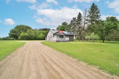 Exterior - 919 Pine Grove Rd, Staples, MN 56479 photo 2 of 7