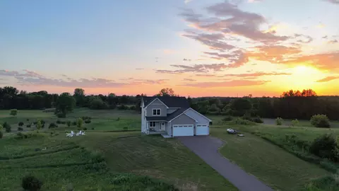 18805 Scenic Way, Shafer, MN 55074