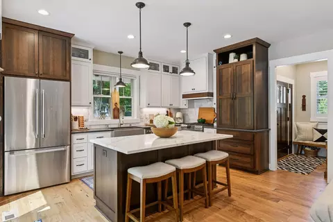 Kitchen - 180 Bell St, Excelsior, MN 55331 photo 1 of 6