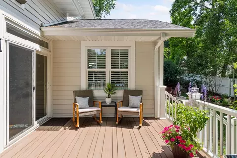 Exterior - 180 Bell St, Excelsior, MN 55331 photo 15 of 16