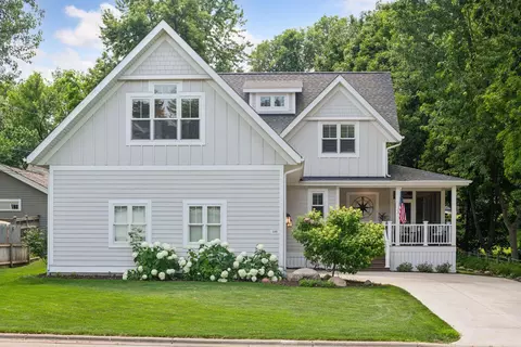 Exterior - 180 Bell St, Excelsior, MN 55331 photo 2 of 16