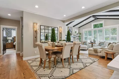 Dining - 180 Bell St, Excelsior, MN 55331 photo 3 of 6