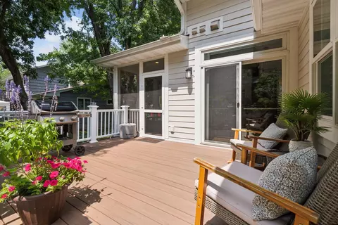 Exterior - 180 Bell St, Excelsior, MN 55331 photo 14 of 16