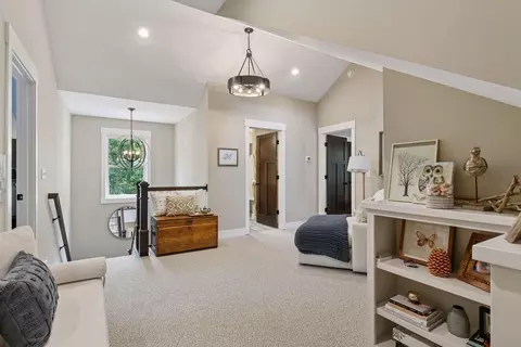 Entry Way - 180 Bell St, Excelsior, MN 55331 photo 4 of 8