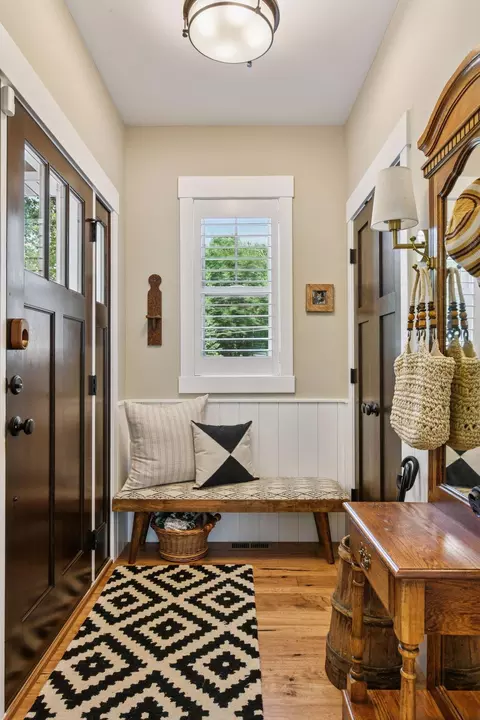 Entry Way - 180 Bell St, Excelsior, MN 55331 photo 1 of 8