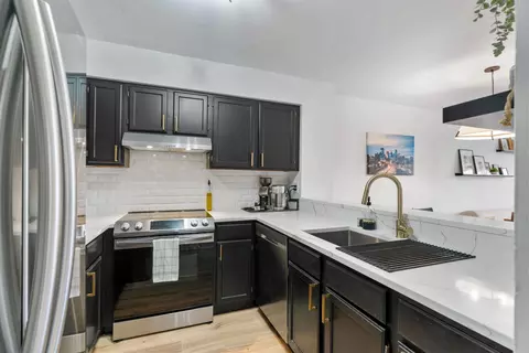 401 S 1st St #503, Minneapolis, MN 55401