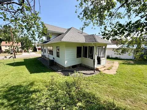 Exterior - 521 E 7th St, Red Wing, MN 55066 photo 4 of 10
